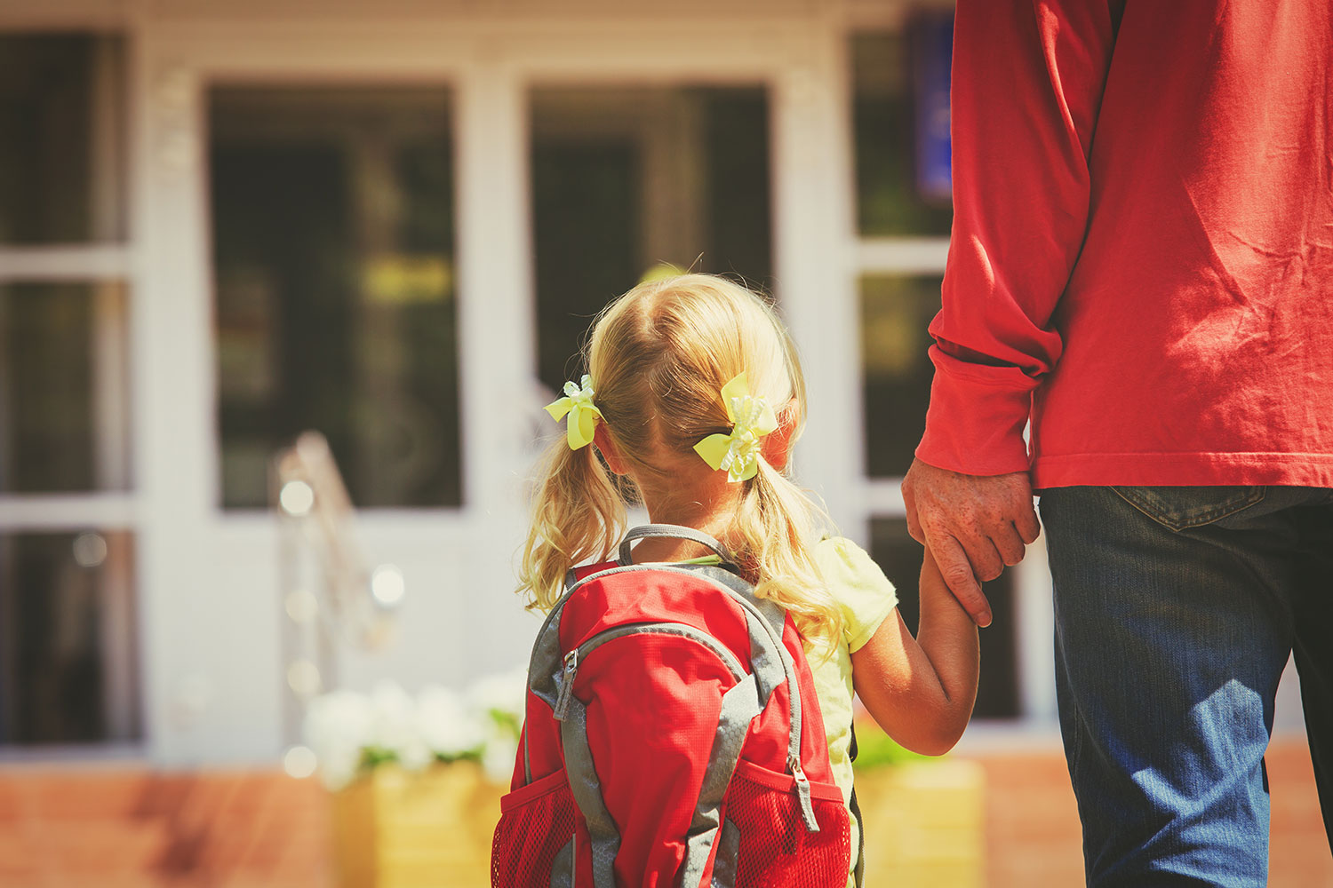 How to Say Goodbye at Drop Off During the First Days of Childcare